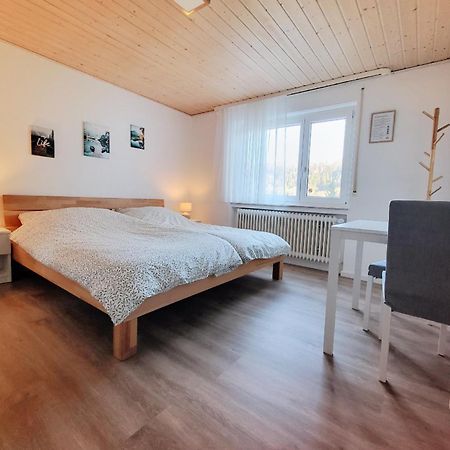 privates Zimmer in Unterkunft mit Glatttal Blick in Wasserschloss Nähe Sulz am Neckar Exterior foto